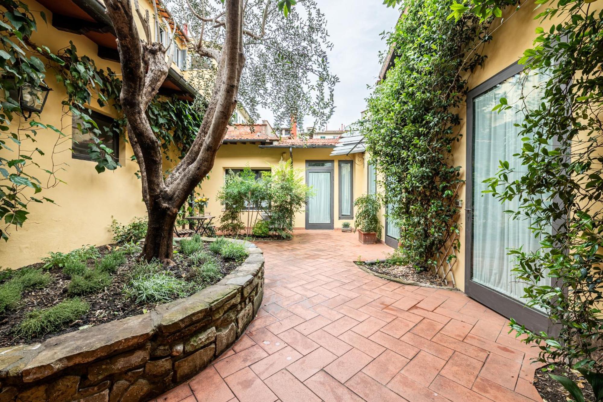Apartamento Cortile Santa Monaca Florencia Exterior foto