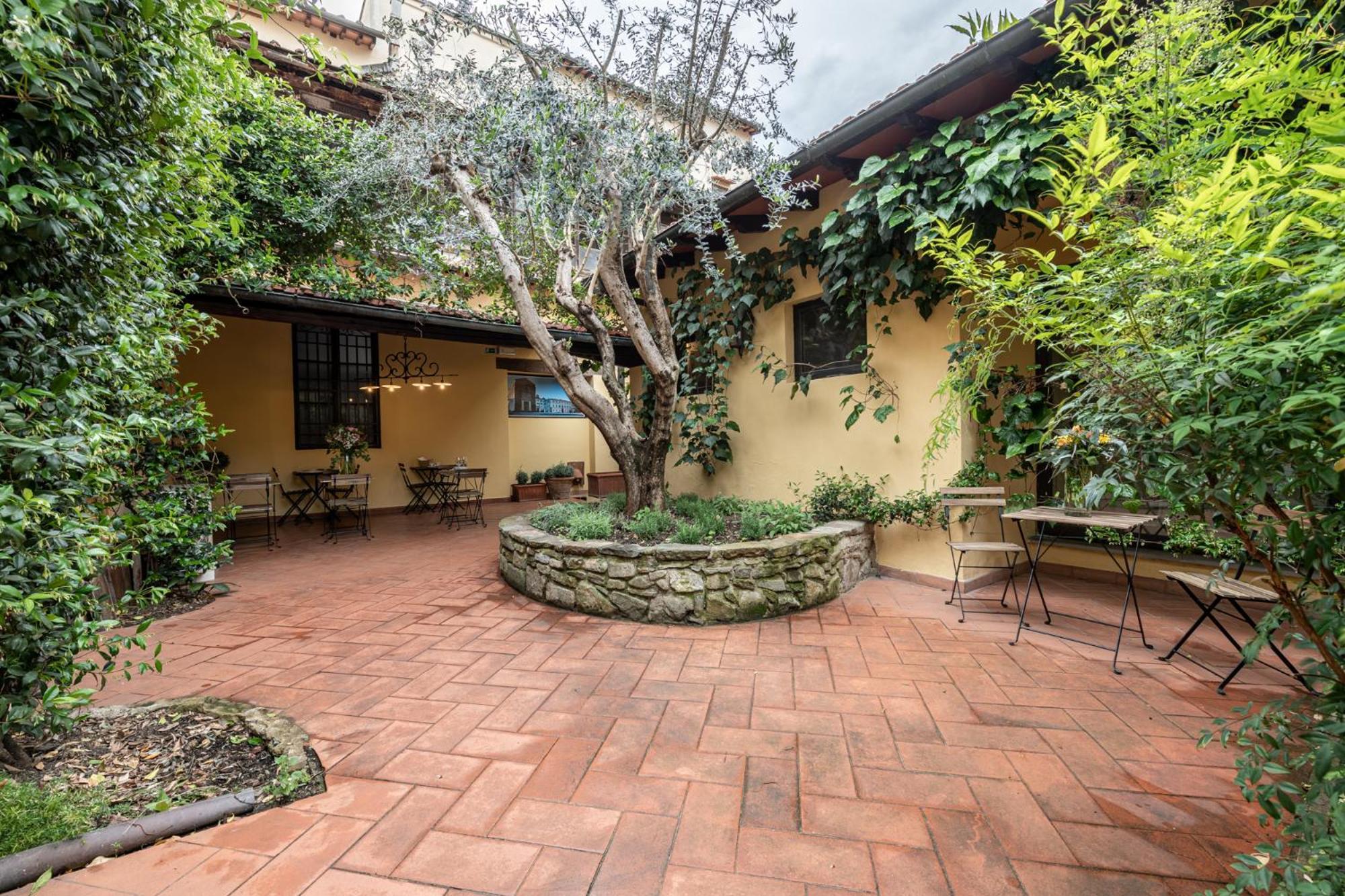 Apartamento Cortile Santa Monaca Florencia Exterior foto