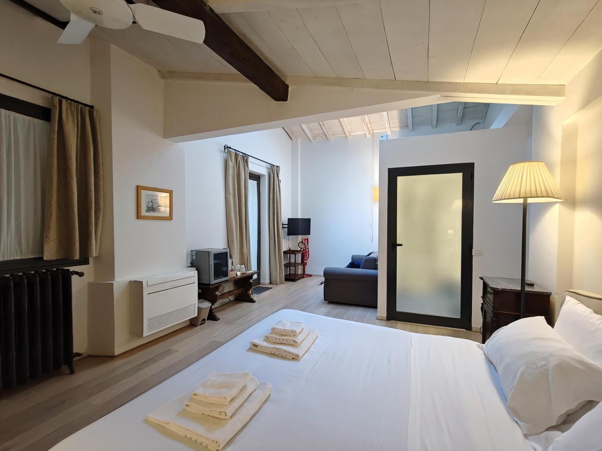 Apartamento Cortile Santa Monaca Florencia Exterior foto